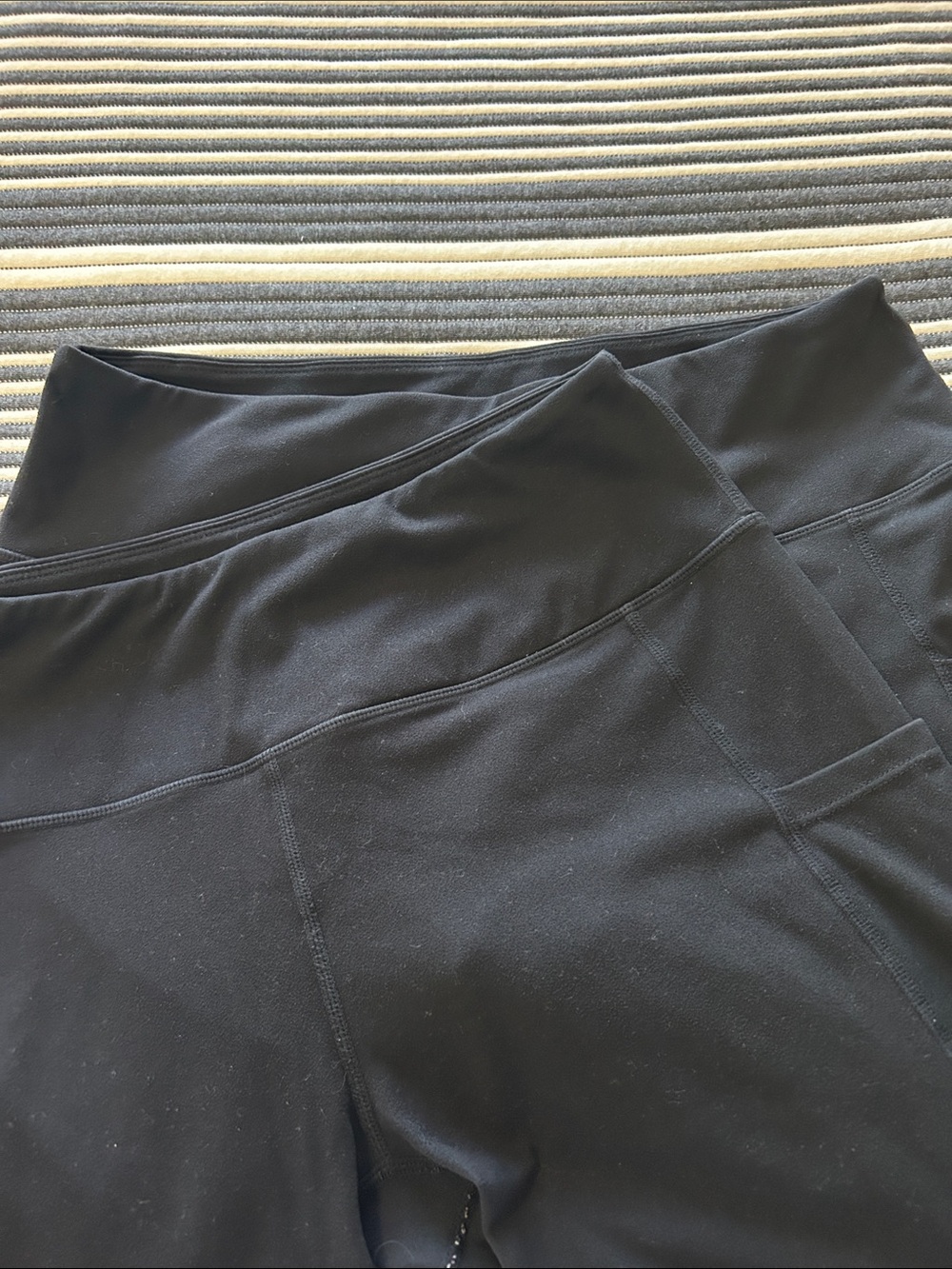 Along Fit Yoga Black High-Rise Pocket Leggings and High Rise Crop leggings